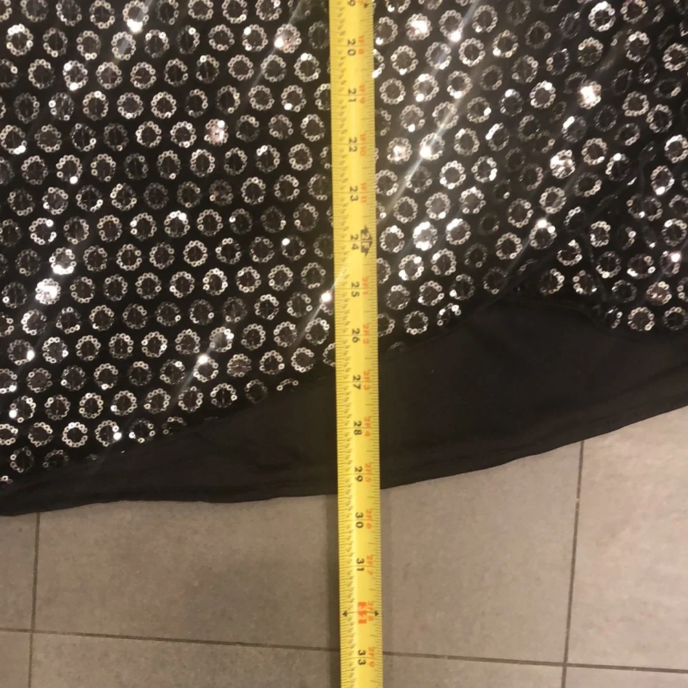 h:ours X Revolve Marvel Dress in Black and Silver - Picture 8 of 13